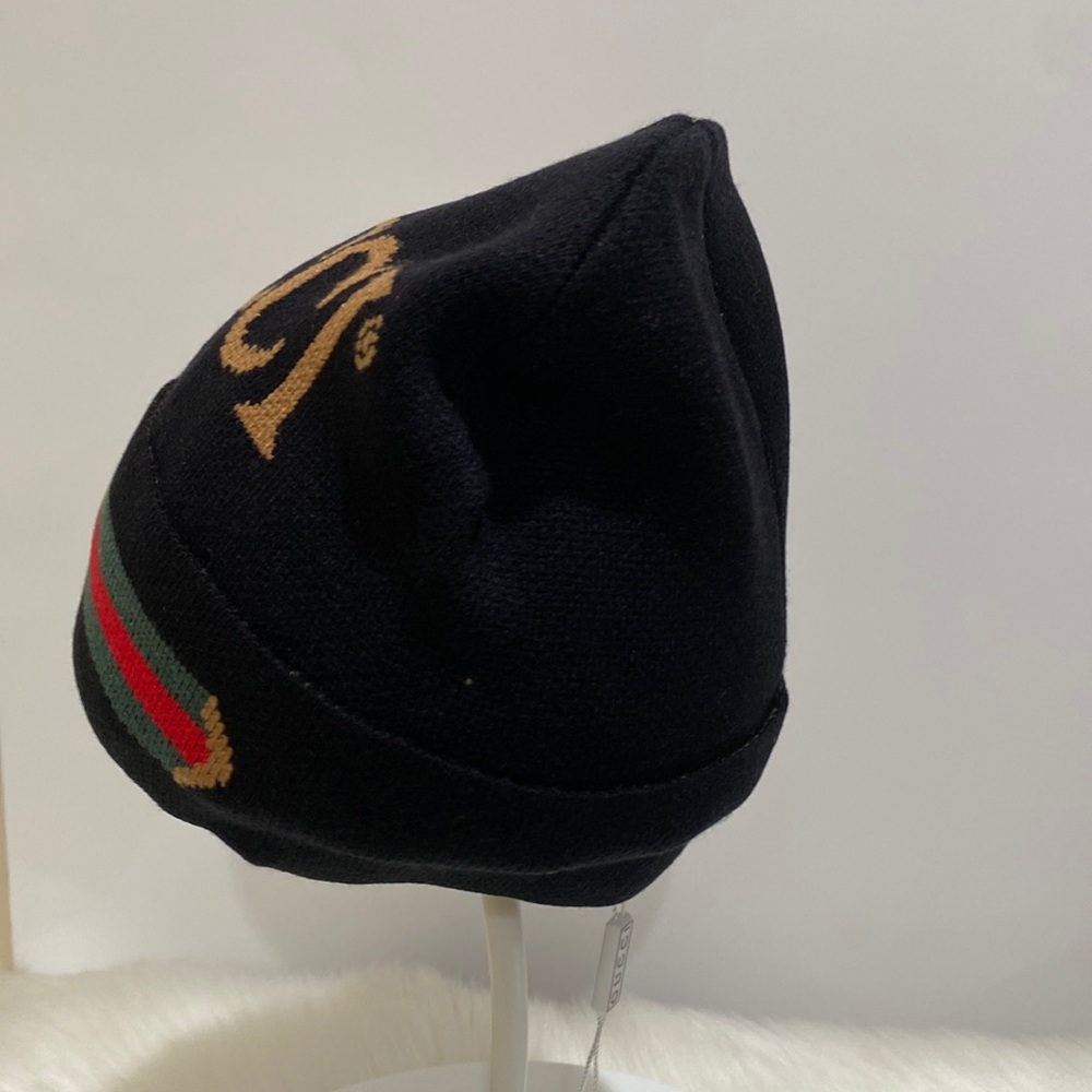 Gucci Black Beanie with Gold Logo and Green-Red Stripe - Picture 2 of 7